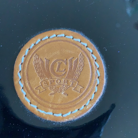 Liz Claiborne Vintage Black Patent Leather Clutch - Picture 2 of 7